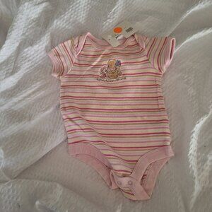 winnie the pooh onesie handpicked with love 0-3 months